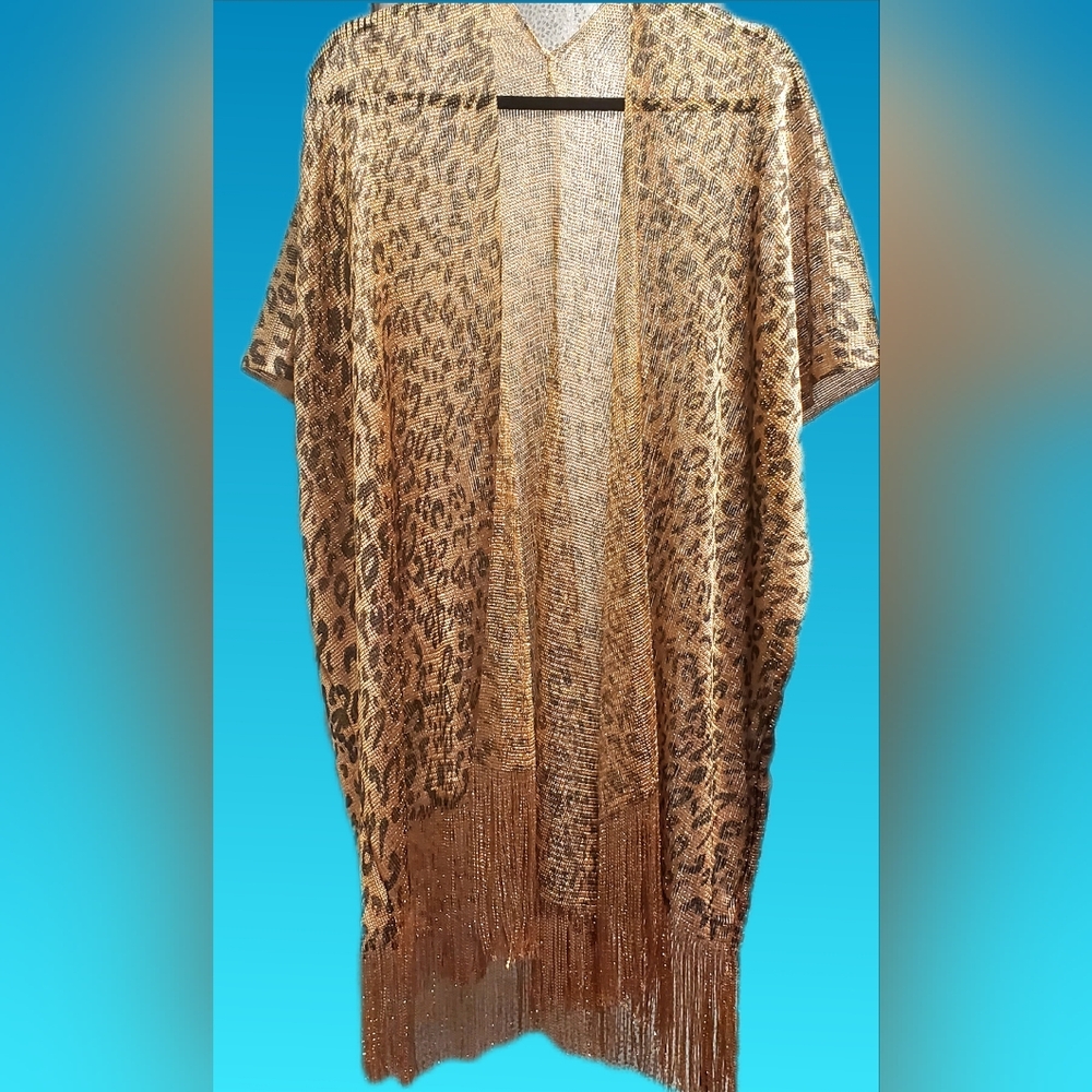 Leopard Print Kimono with Fringe - Picture 5 of 10